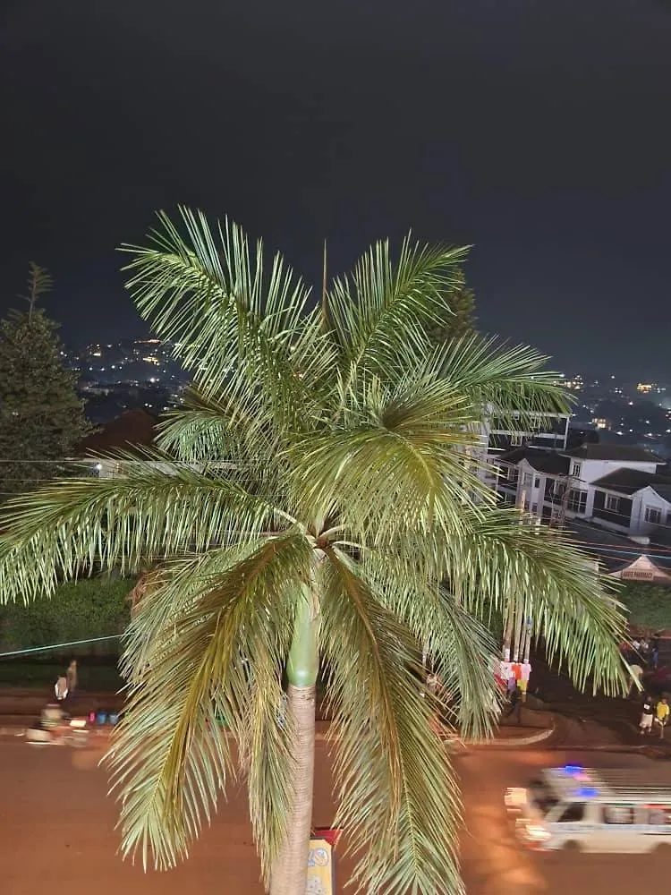 公寓 1&2 Rooms Equator Suites 坎帕拉